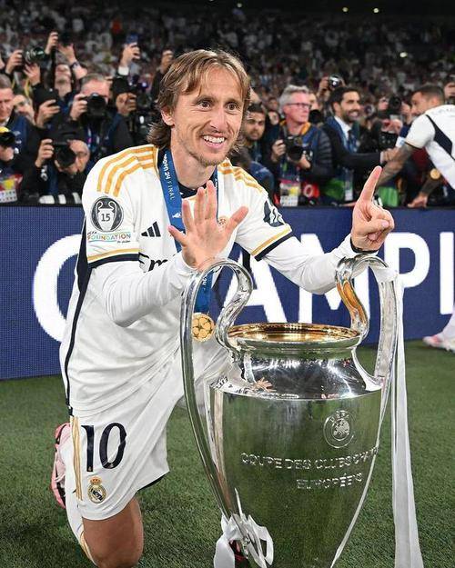 皇马主帅点赞球员努力，队伍士气正旺的简单介绍