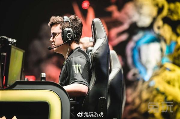 100T完胜FNC，Meiko统治全场的简单介绍