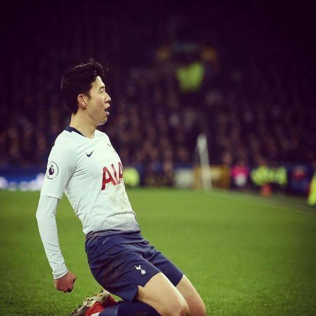 荷兰完胜巴萨,孙兴慜爆发神勇的简单介绍 荷兰完胜巴萨,孙兴慜爆发神勇的简单介绍