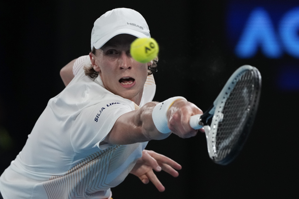 澳大利亚网球队横扫意大利网球队，梅德韦杰夫统治全场的简单介绍