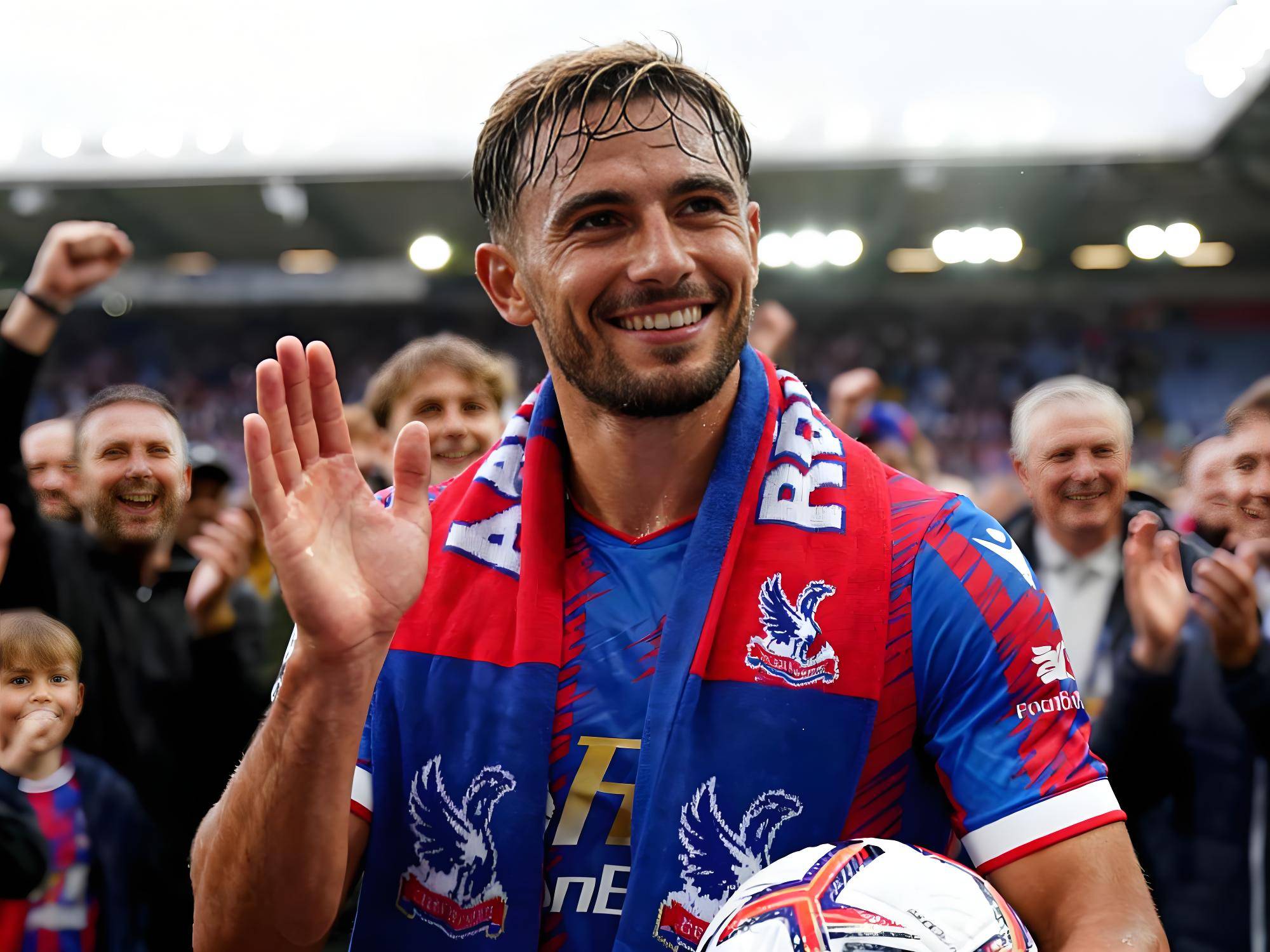 关于水晶宫主场获胜，保持高位稳定的信息