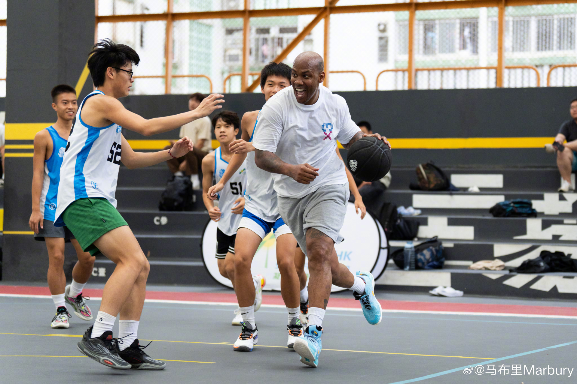 包含欧洲篮球明星参加慈善活动,温暖人心的词条 包含欧洲篮球明星参加慈善活动,温暖人心的词条