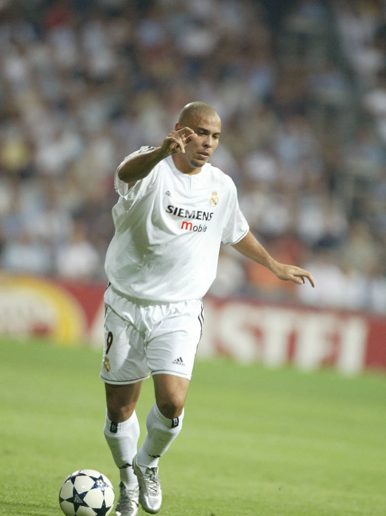 包含皇马天才门将进球太多,引发外界猜测的词条 包含皇马天才门将进球太多,引发外界猜测的词条