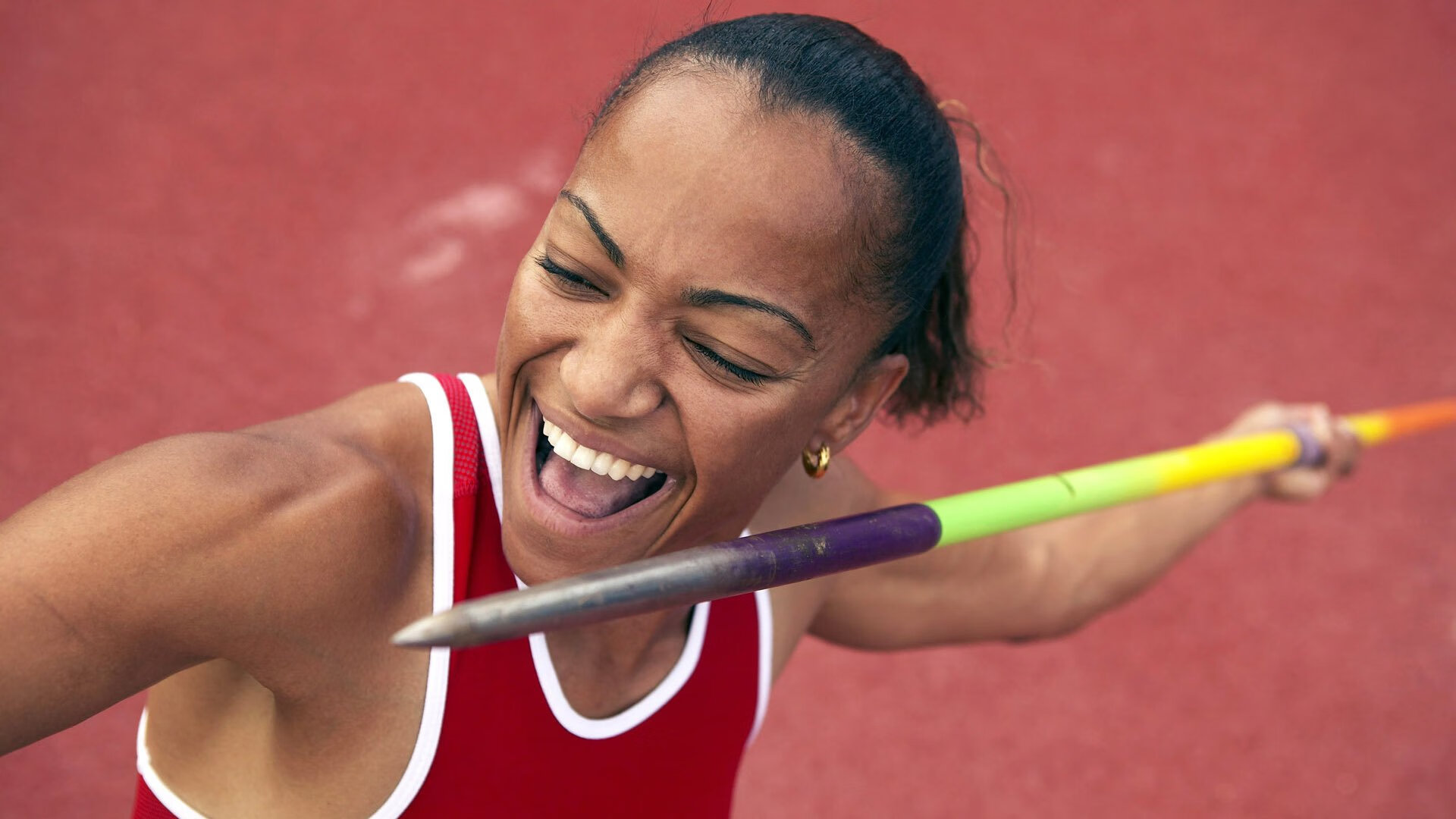 尼斯单节拉开伊拉克，马丁内利末节接管比赛