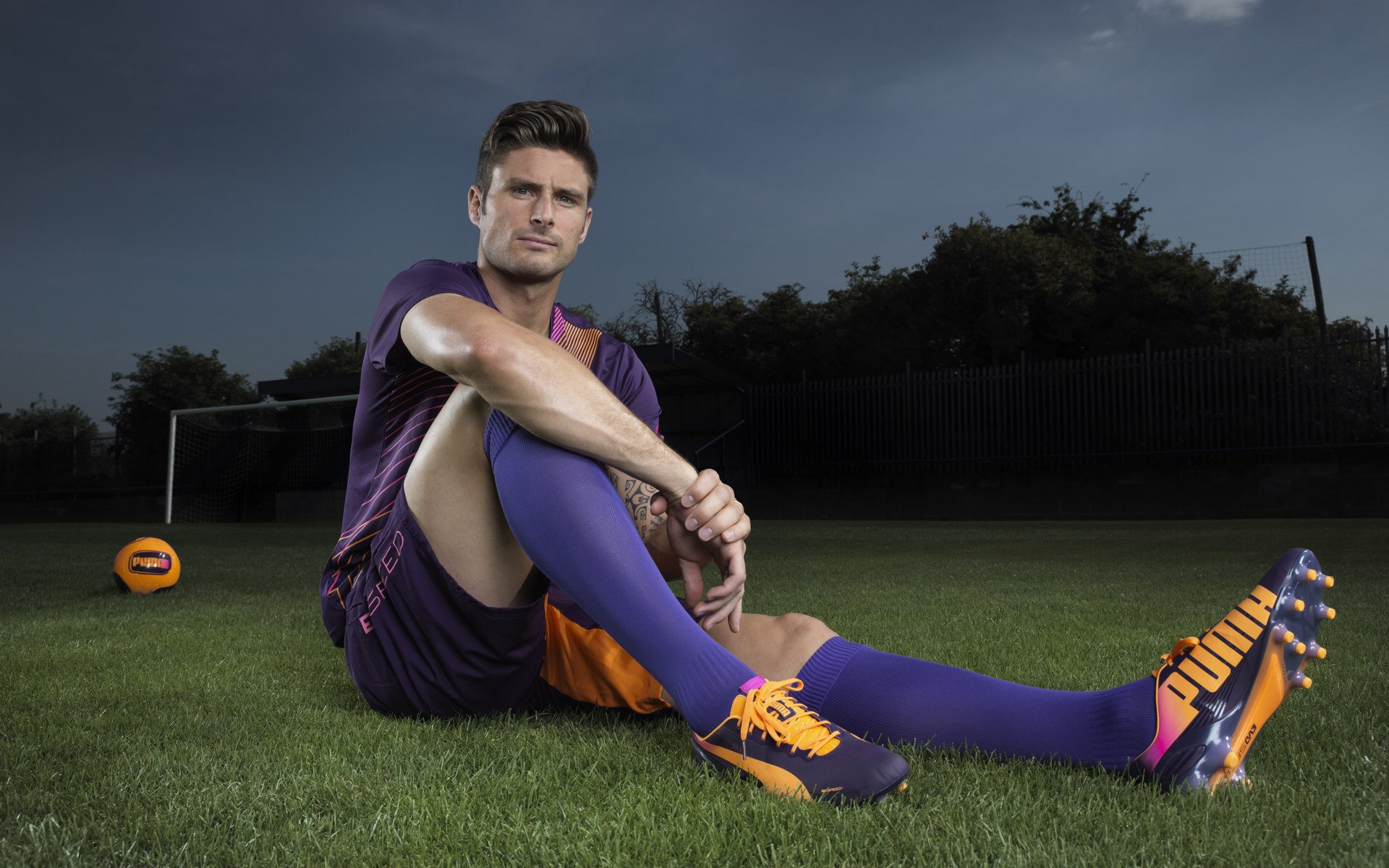 久保建英铸就防守铁幕，利物浦压哨绝杀苏格兰的战术革命